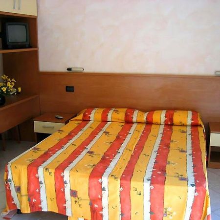Hotel Miriam Pietra Ligure Zewnętrze zdjęcie